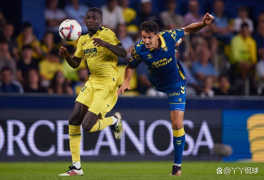 开云体育在线-帕尔马斯主场大胜，提升排名