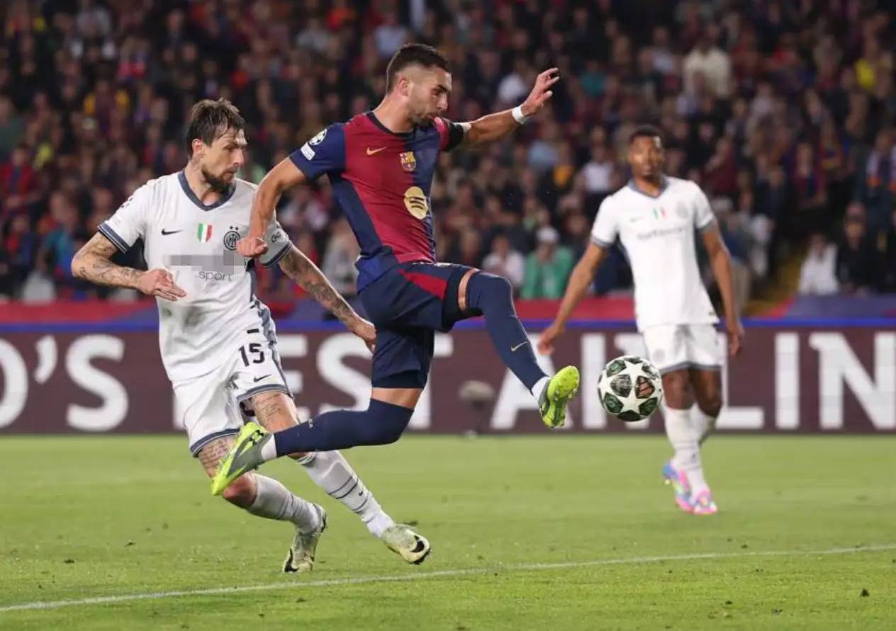 欧预赛赛况激烈,球队实力较量火花四射 欧预赛赛况激烈,球队实力较量火花四射