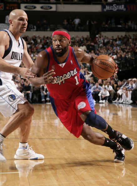 包含步行者战胜小牛，帕西奇领衔全队取胜的词条