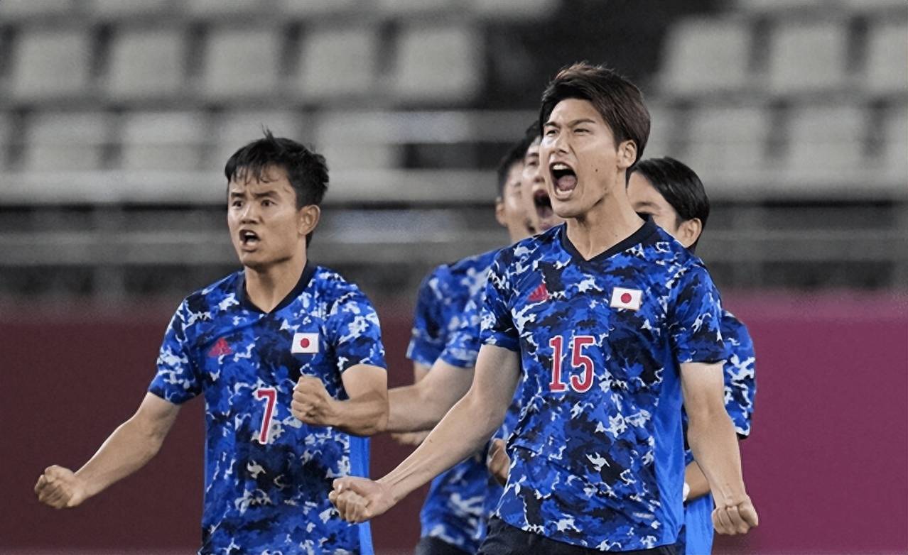 东亚区足球战队集结,全力争夺冠军桂冠 东亚区足球战队集结,全力争夺冠军桂冠