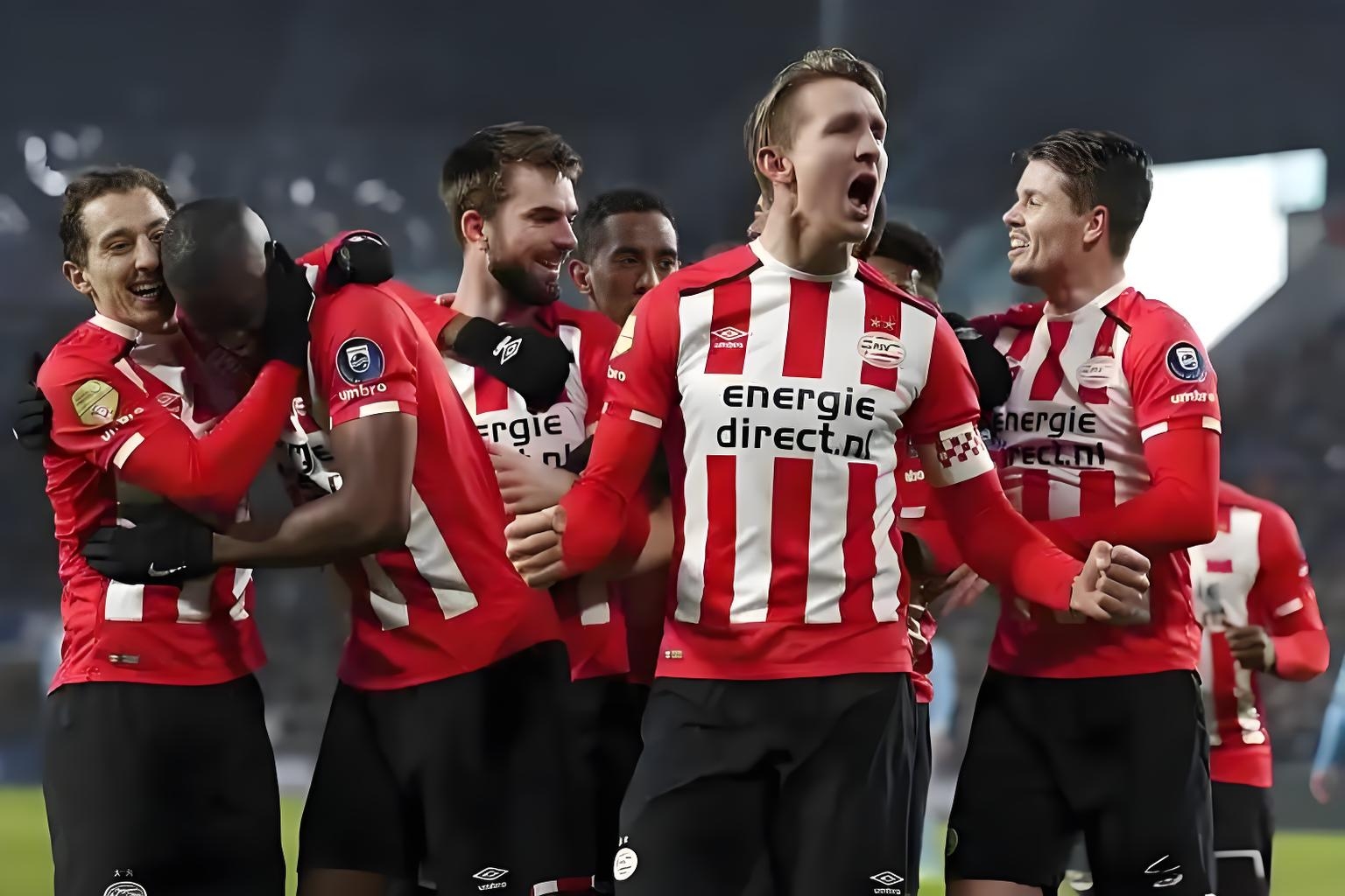 包含埃瓦尔客场大胜，连胜势头持续上升的词条