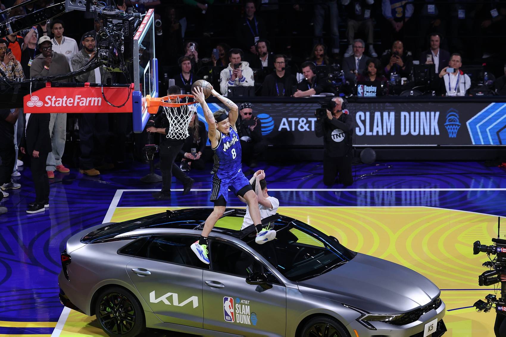 包含惊艳扣篮瞬间赞叹,球员技惊四座的词条 包含惊艳扣篮瞬间赞叹,球员技惊四座的词条