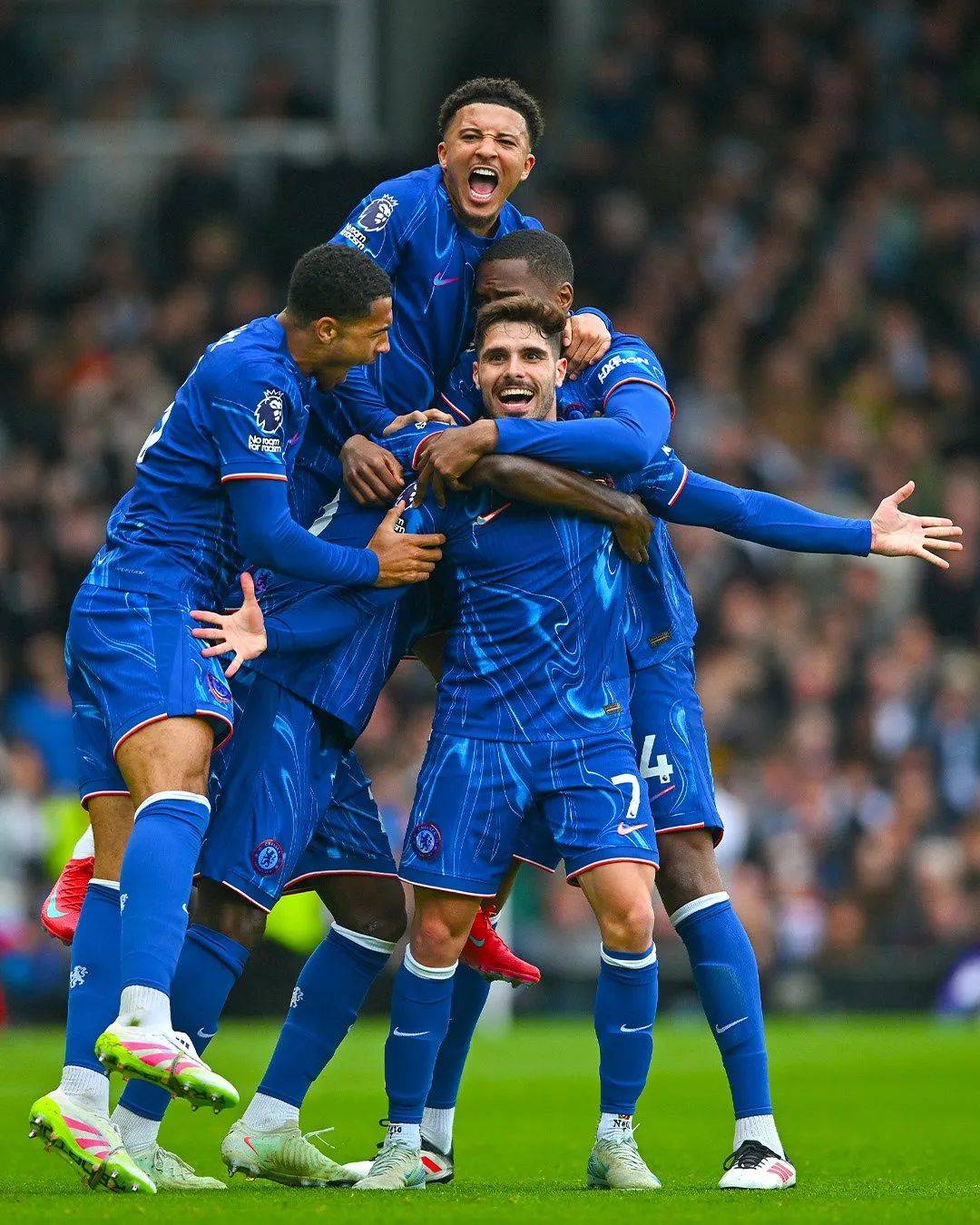 包含切尔西势不可挡,迎战热那亚全力以赴的词条 包含切尔西势不可挡,迎战热那亚全力以赴的词条