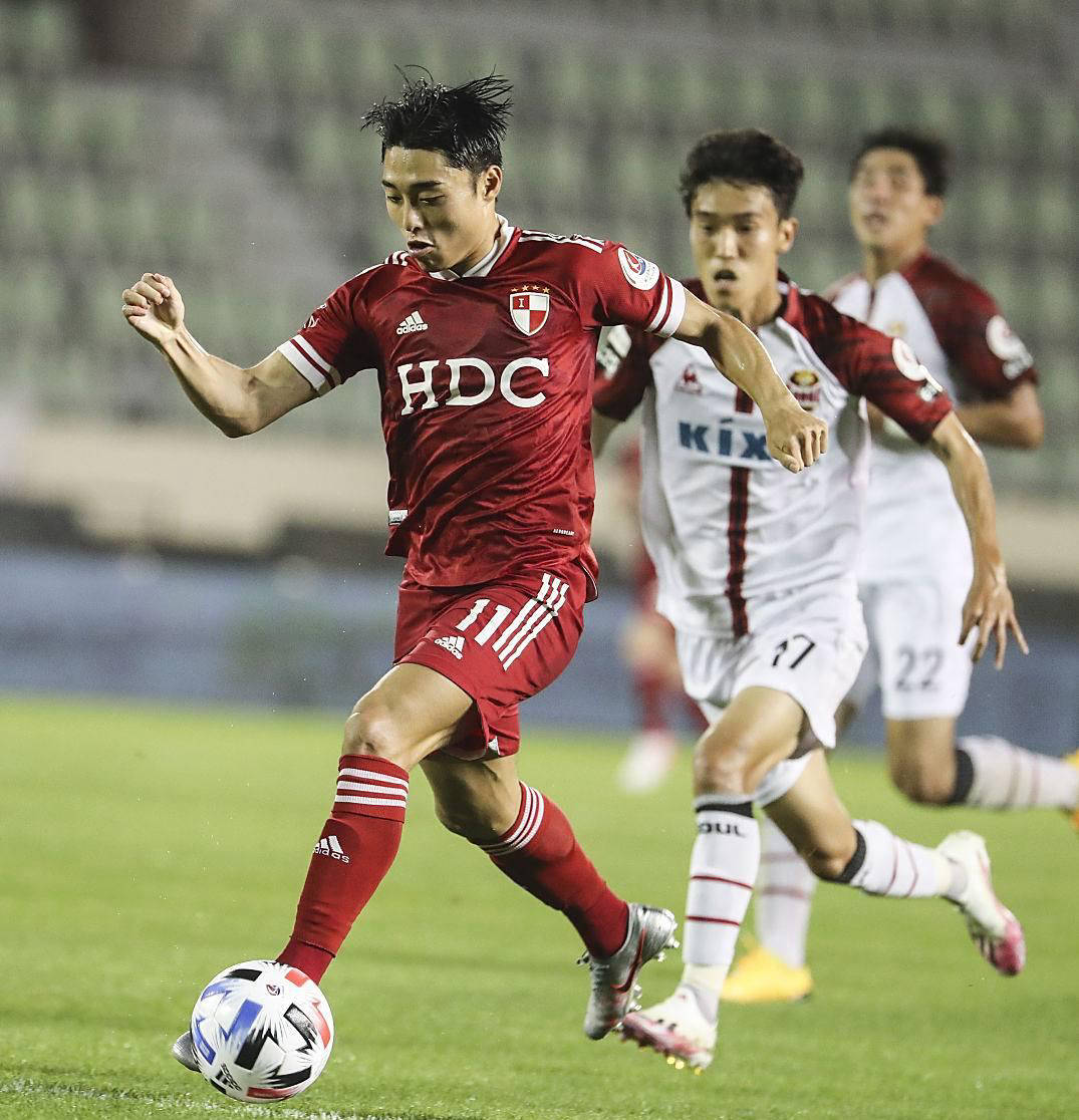 开云下载-关于莱切斯特城客场大胜，重返联赛争冠行列的信息