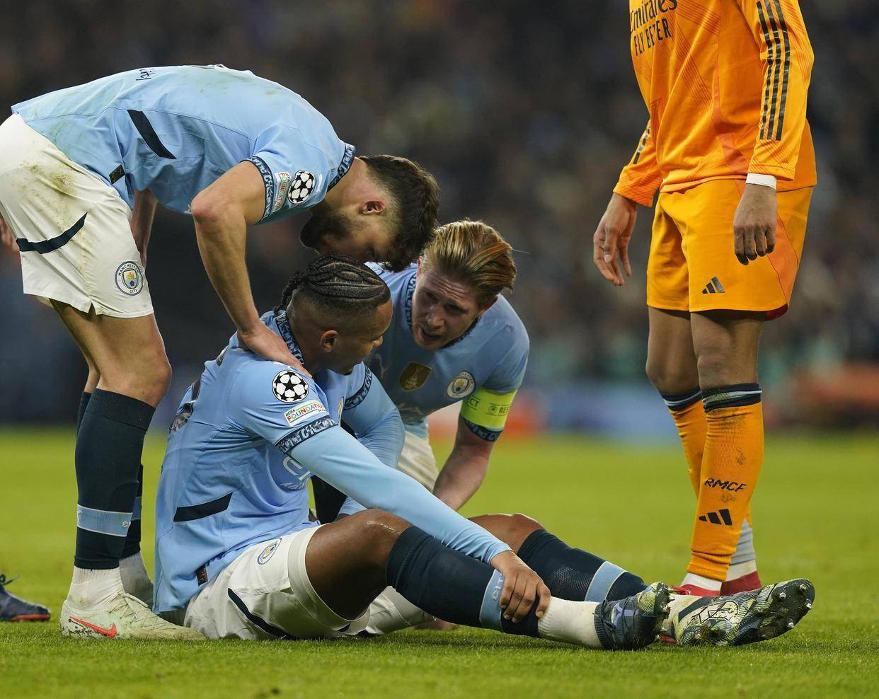 包含曼城逆袭擒下伯恩茅斯联赛前进一席的词条 包含曼城逆袭擒下伯恩茅斯联赛前进一席的词条