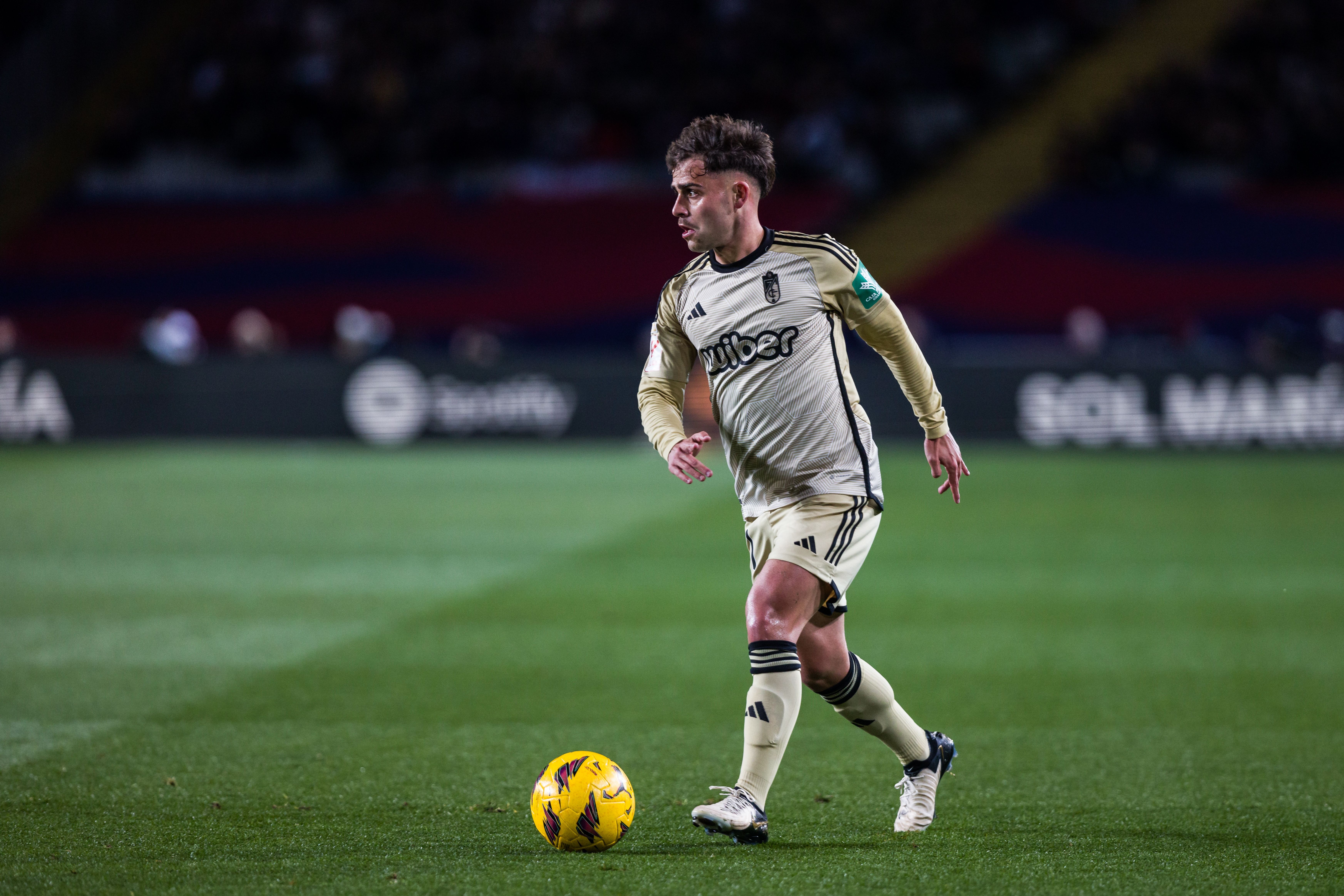 关于格拉纳达主场大胜，全队情绪高涨的信息