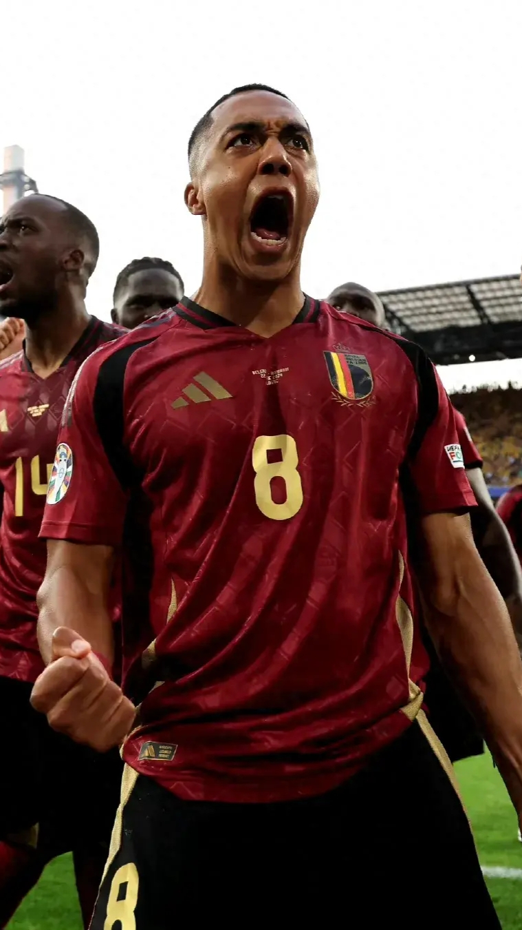 罗马尼亚主场大胜,取得关键胜利 罗马尼亚主场大胜,取得关键胜利