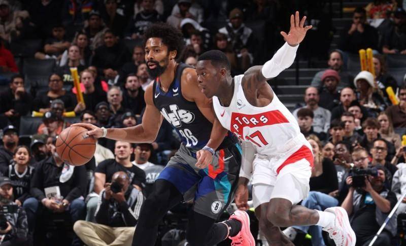 包含公牛主场大胜老鹰,兰多夫砍下生涯最高得分的词条 包含公牛主场大胜老鹰,兰多夫砍下生涯最高得分的词条