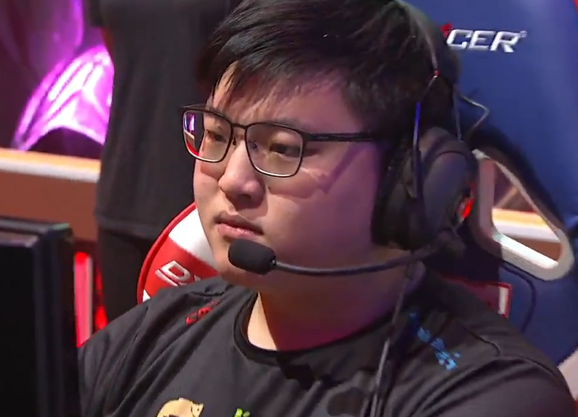 开云体育中国-GEN力克C9，Uzi线上压制力十足宿命之战淘汰赛，强势挺进下一轮的简单介绍