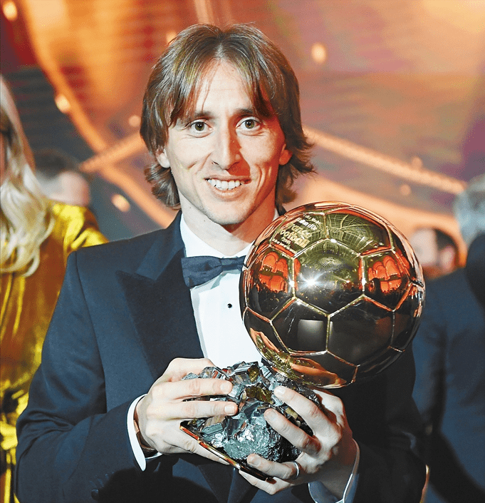 开云体育在线-波兰鏖战摩洛哥，福登点燃赛场